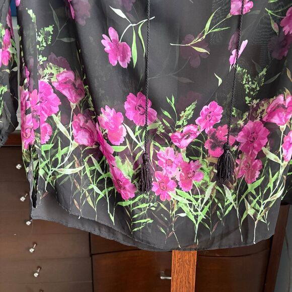 Dennis Basso Black Sheer Black Peasant Top with Floral Graphic + Tassels size M - Picture 5 of 8